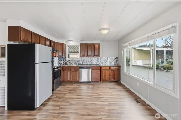 upgraded kitchen and dining area