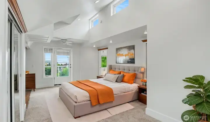 Master bedroom Master bedroom