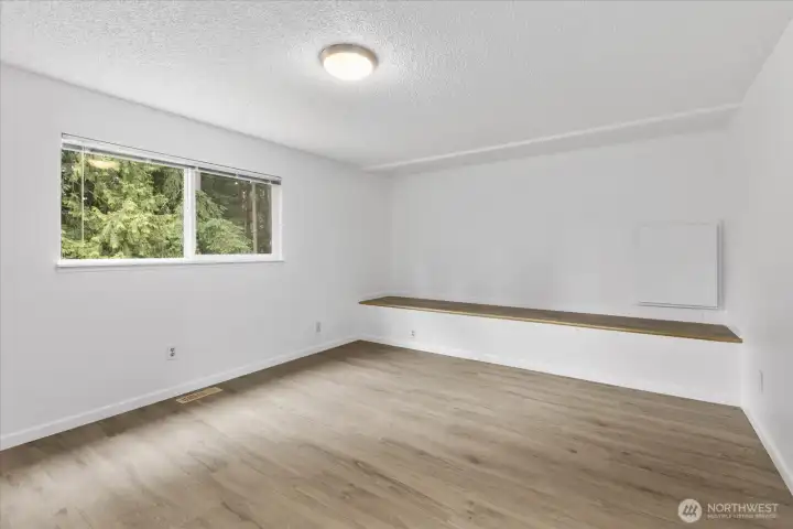 Primary suite w/ built-in bedding area. Primary suite w/ built-in bedding area.