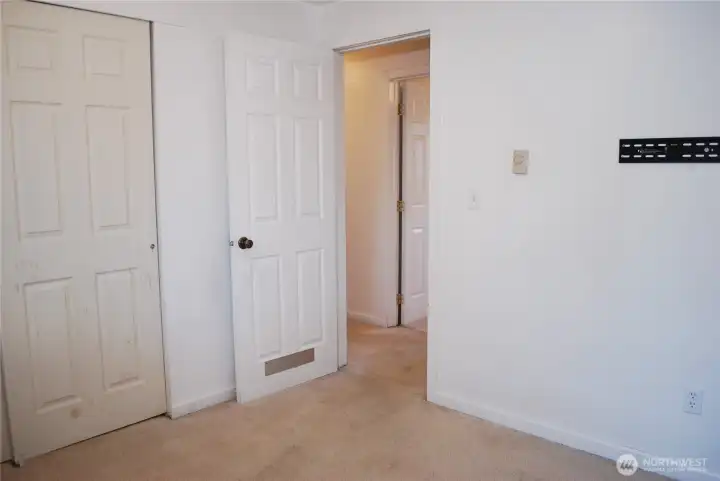 Third bedroom. Third bedroom.