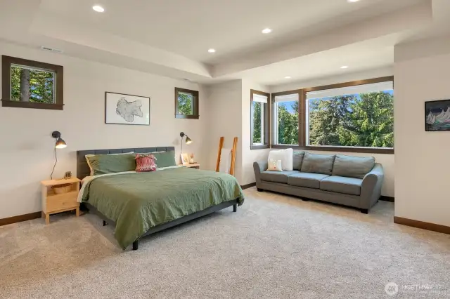 upstairs - primary suite