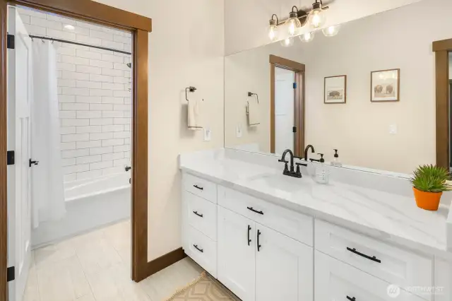 2nd bathroom upstairs