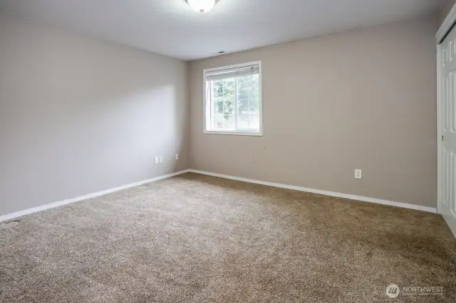Guest bedroom #1