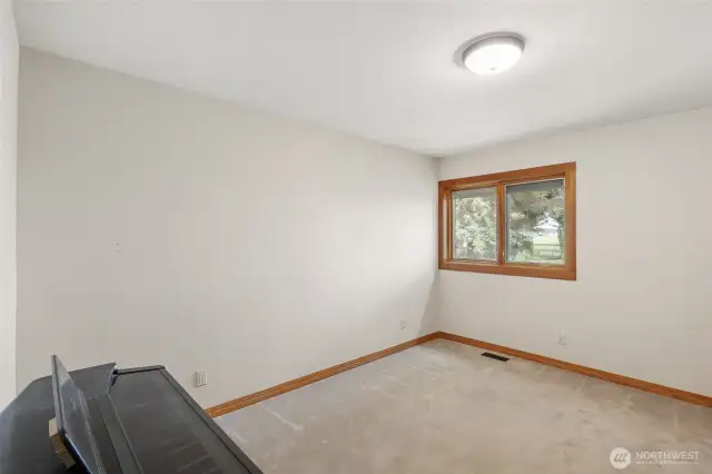 Fourth bedroom with lake views.