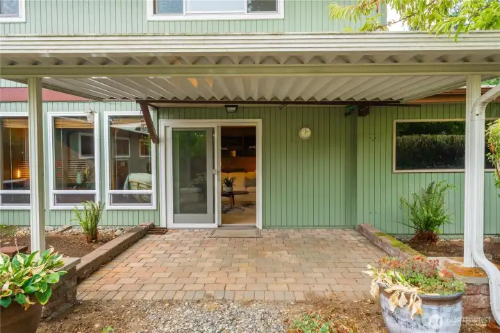 Step inside the second living area and imagine the possibilities for this versatile space