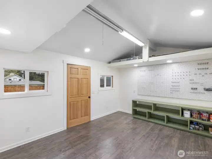 Office/storage, workshop or gym?