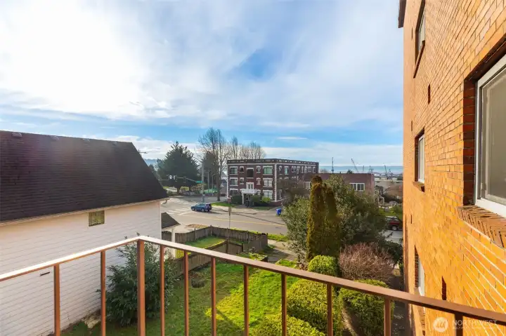 Private balcony with water, Olympic Mtn & beautiful sunset views.