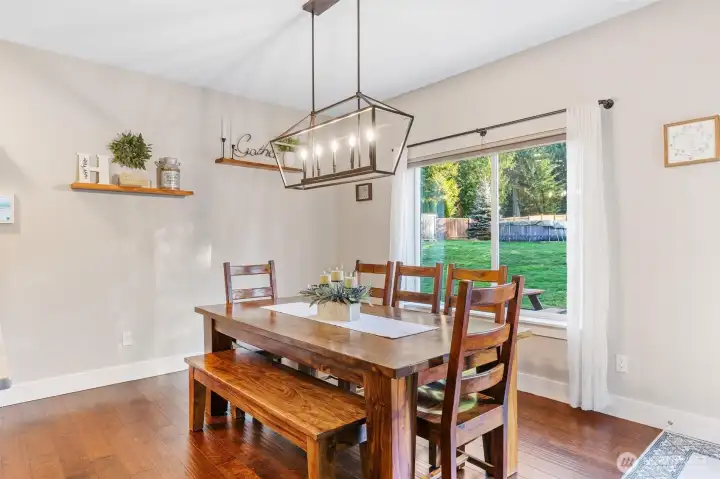 Dining room with large window to enjoy a beautiful WA day.