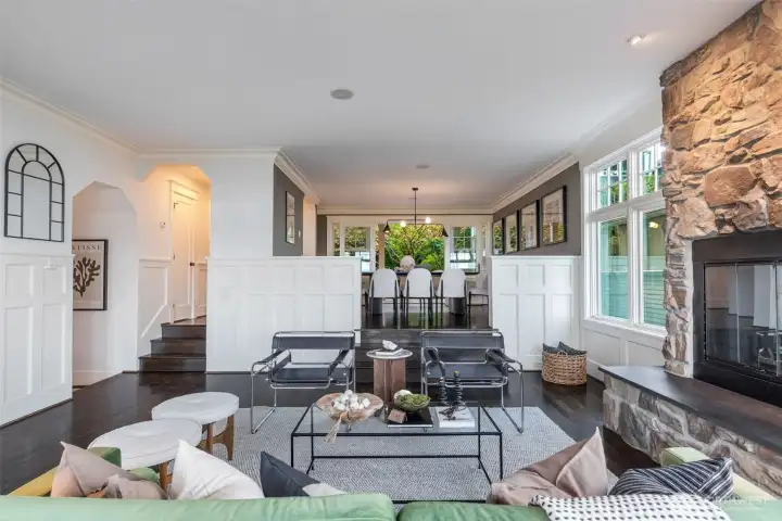 This circular plan includes a powder room and plenty of closets.