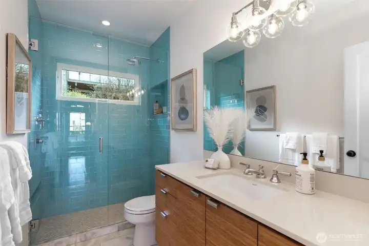 High quality finishes grace the full bathroom upstairs.