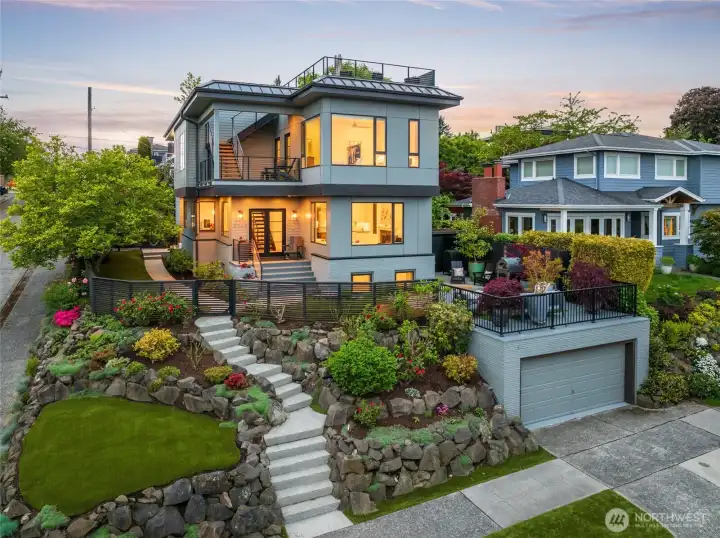 This exceptional residence is conveniently located to Magnolia Village, Magnolia Community Center, Elliott Bay Marina, Discovery Park, Expedia’s headquarters at the foot of the Magnolia Bridge, Fisherman’s Terminal, Ballard Locks, Amazon Campus & South Lake Union, Myrtle Edwards Waterfront Park, Public Market, Seattle’s re-imagined waterfront and Aquarium, Colman Ferry Terminal, Seattle Center, Space Needle and Chihuly Gardens, and is an effortless commute to downtown!