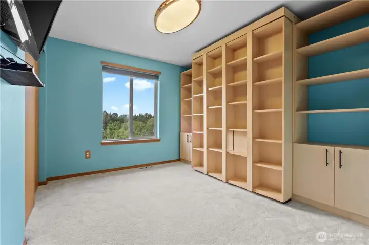 Bedroom 2 has a very cool murphy bed! Bedroom 2 has a very cool murphy bed!