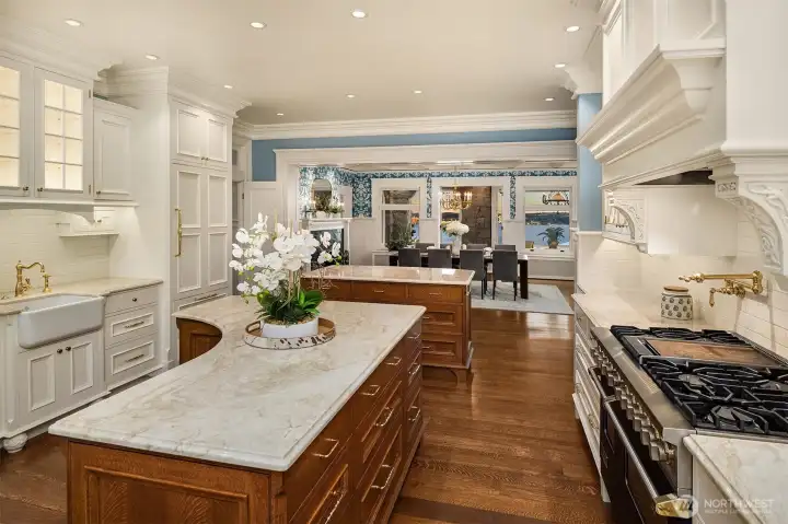 Chief's Kitchen