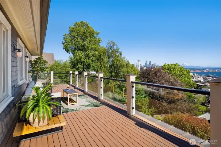Private View Deck