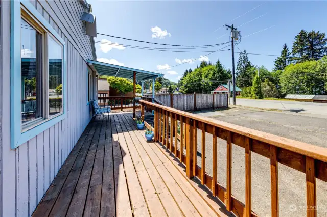 Upstairs Unit/Outdoor Living Space