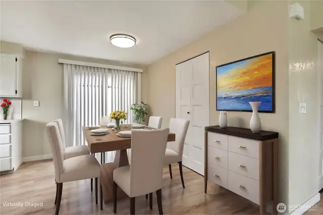 Dining Area (Virtually Staged)