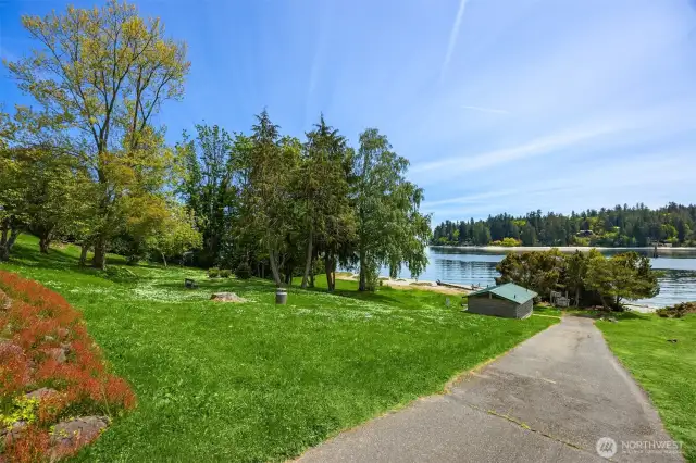 Only minutes to Old Man House Park