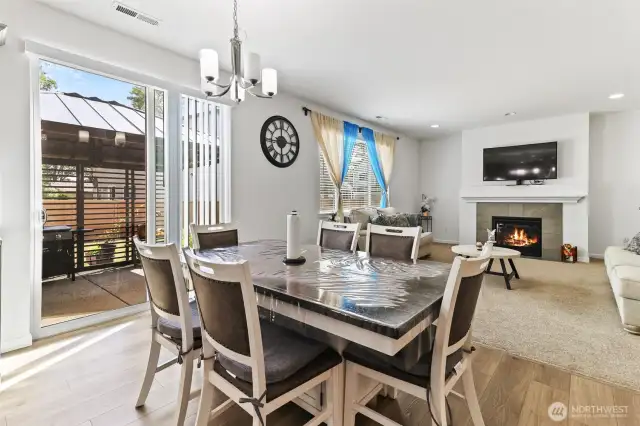 Spacious Dining and Living Room