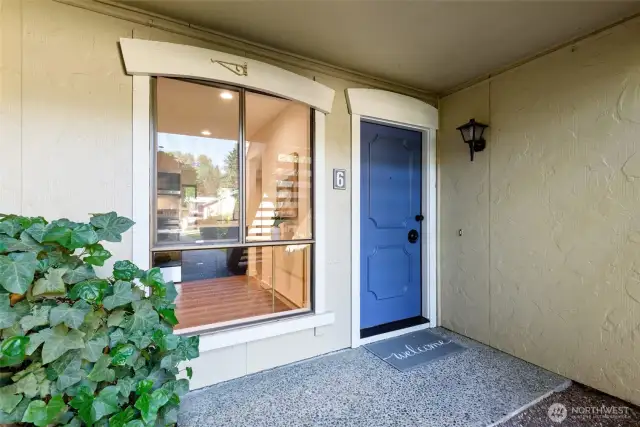 Convenient ground floor condo and entry