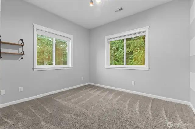 Upper level primary suite