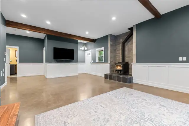 Lower level family room Flat screen TV included