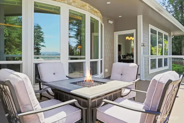 Trex Deck, Gas firepit, and gas hookup for the barbeque.  Speakers will provide the music as you wind down and enjoy the sunset.
