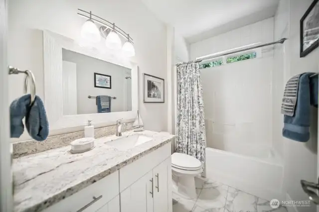 Hall Bath on the Main Floor