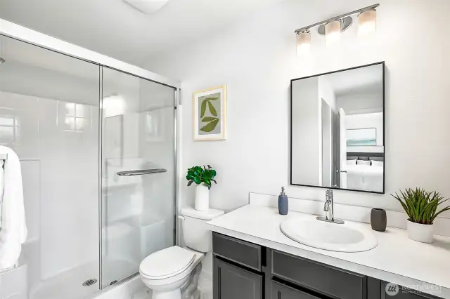 Photographs are for illustrative purposes only. Features, finishes, interior/exterior colors, landscaping and floorplan shown may vary from actual homes built.