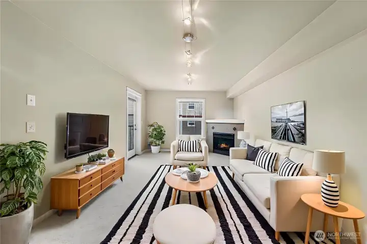 Perfect size 2 bed 2 bath condo