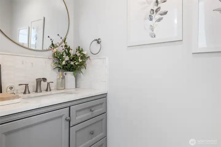 Main Level Guest Bathroom~