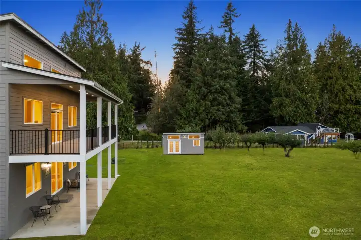 Indoor-outdoor living.