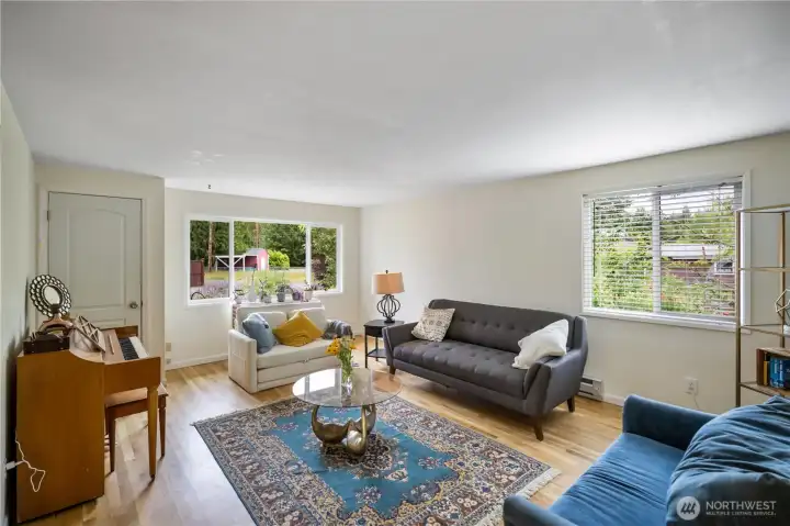 Bright, inviting living space Bright, inviting living space