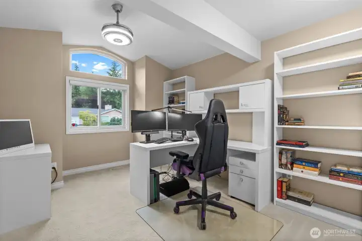 Another great bedroom or office space