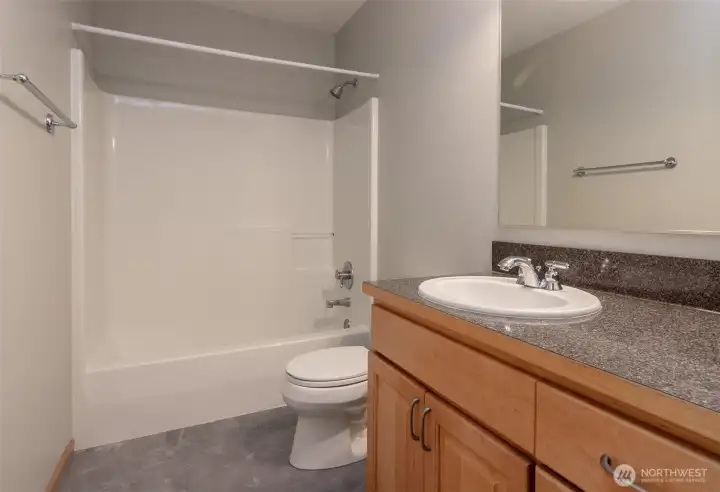 Plus there is a full bath downstairs! Plus there is a full bath downstairs!