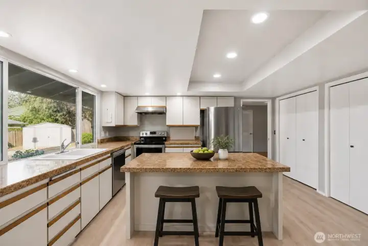 Virtually Staged. The heart of the home.