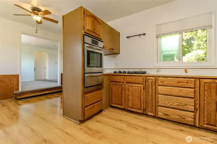 kitchen kitchen