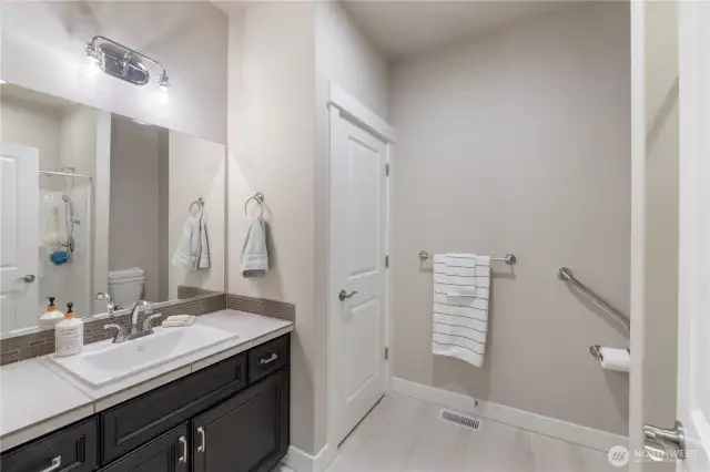 Main Floor Primary Bathroom