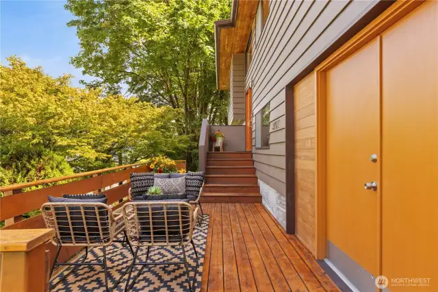 Lovely entry porch. Door to the right leads to a large storage room.