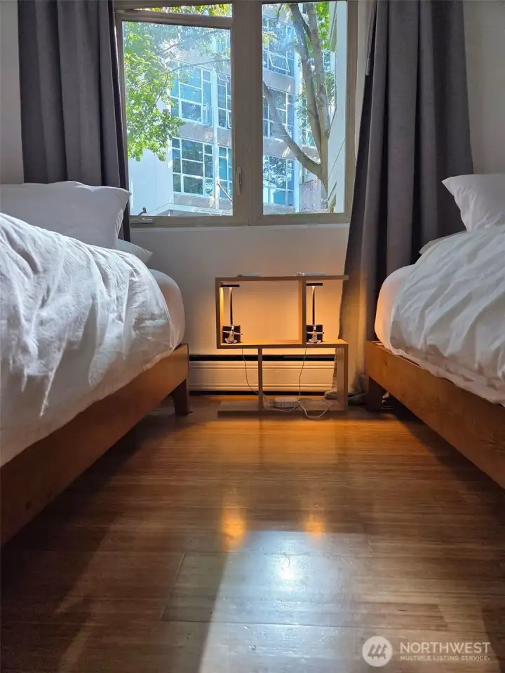 2nd bedroom