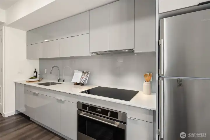 Blomberg Appliances and Fulgor Range