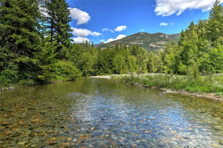 Breathtaking riverfront