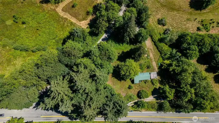 The property has 2 access points; the main one from Lake Samish road and another one at the bottom of the property off Old Lake Samish Road. The property has 2 access points; the main one from Lake Samish road and another one at the bottom of the property off Old Lake Samish Road.