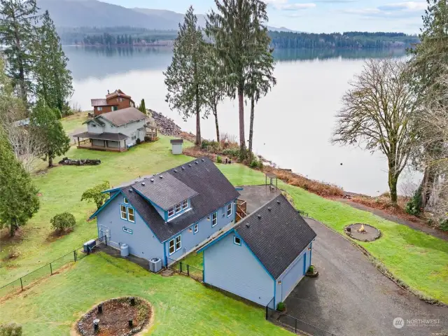 You are located on a private cove of Lake Quinault!