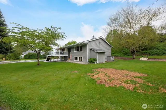 Large level lot