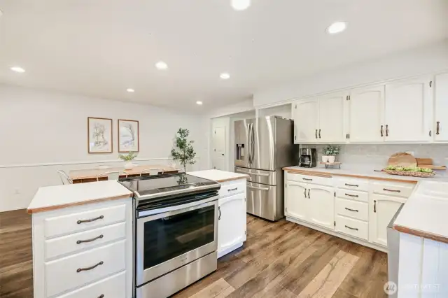 Space for multiple cooks in the kitchen.
