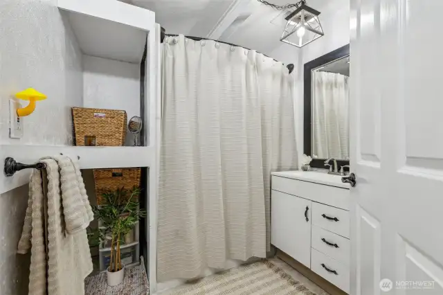 Primary bath