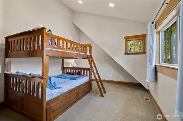 Upstairs-Bedroom 5