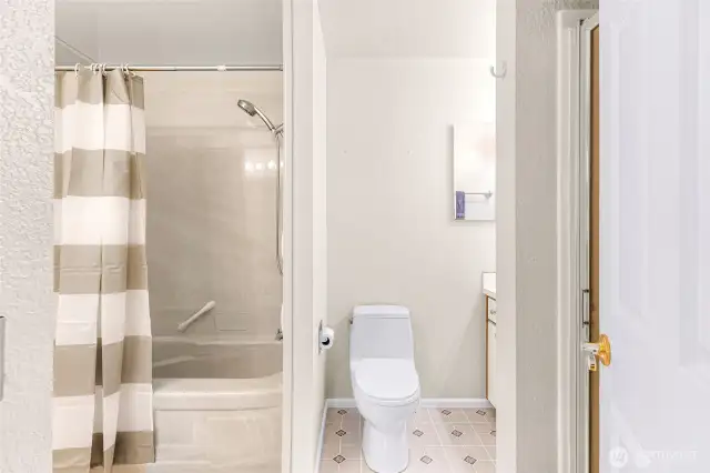 Shower tub combo