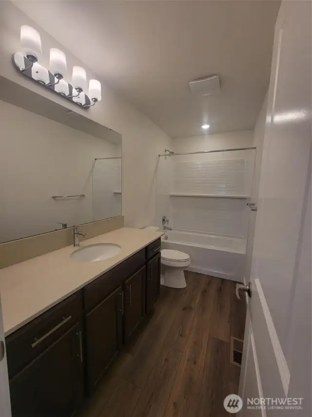 secondary bathroom