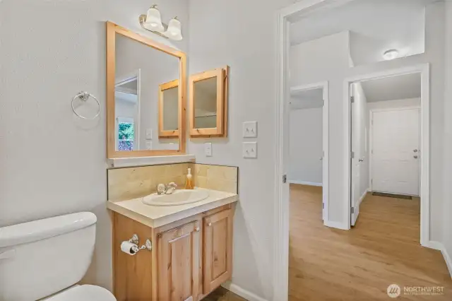 2nd bathroom